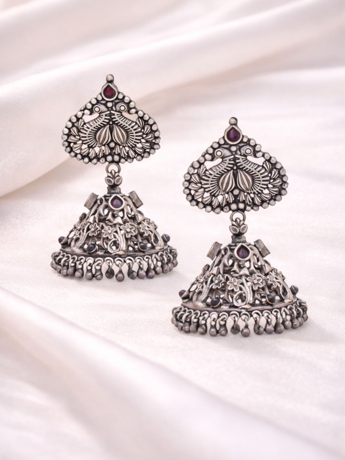 JHUMKAAS