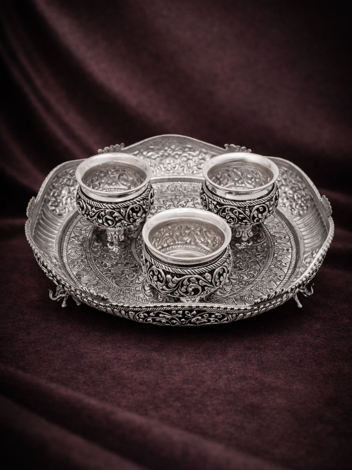  PLATES  & TRAY  