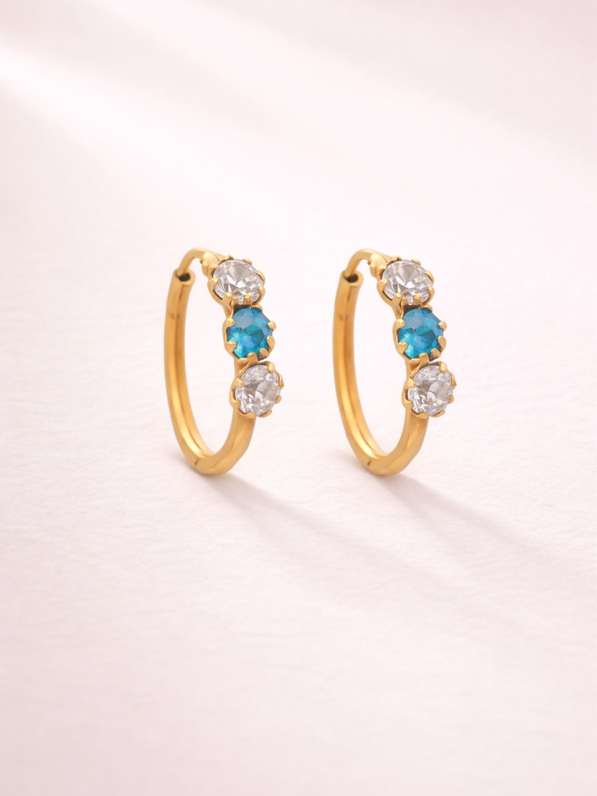 22KT GOLD STUDS