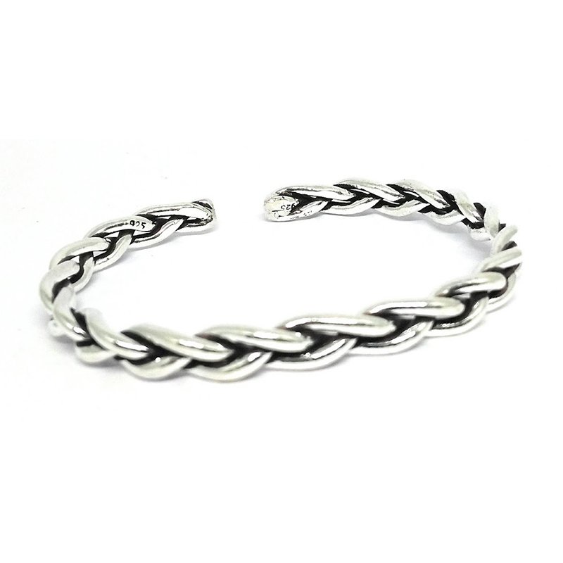  925 OXIDISED SILVER TWISTED CUFF BANGLE FOR COLLEGE GIRLS