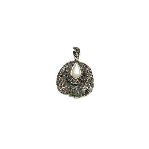 92.5 OXIDISED SILVER PENDANT FOR GIRLS 