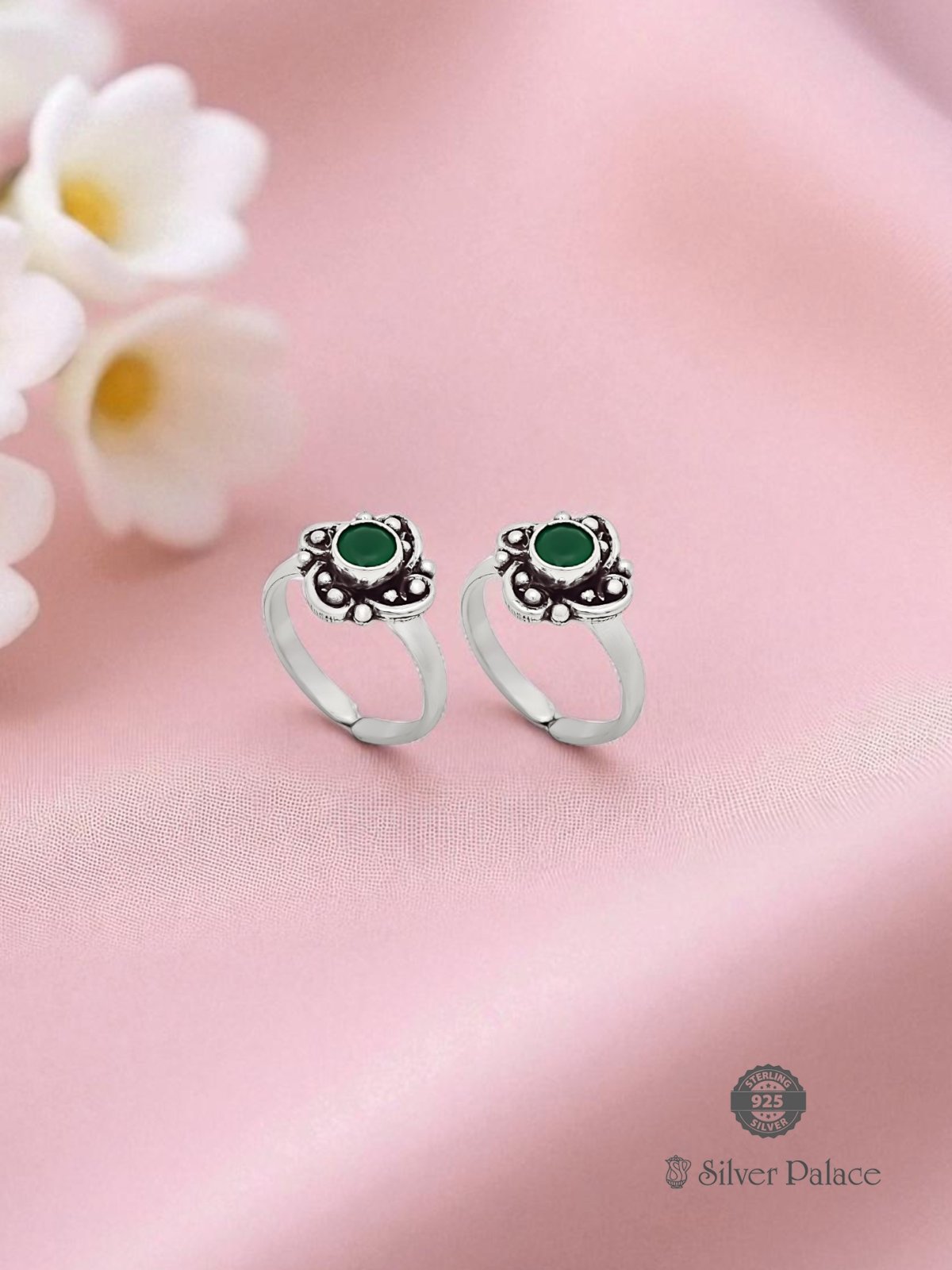 925 OXIDISED SILVER GREEN STONE TOE RING FOR WOMEN NEETH COLLECTION 