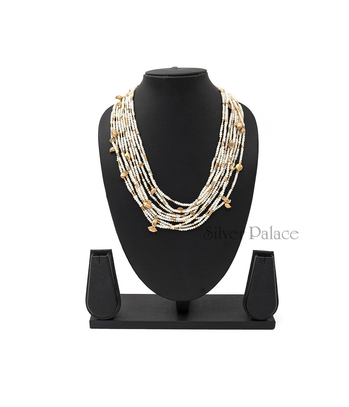 MULTISTRAND WHITE BEADED CHAIN WITH GOLD BEADS