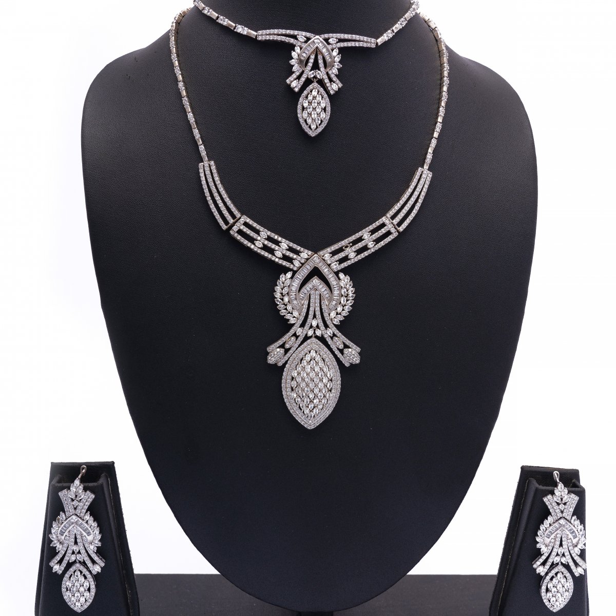 92.5WHITE GOLD COLOR SILVER NECKLACE JEWELLERY SET 