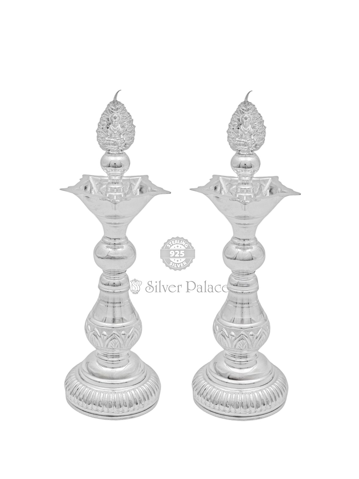 925 SILVER KUTHU VILAKKU WITH LAKSHMI BACKGROUND LEAF DESIGN