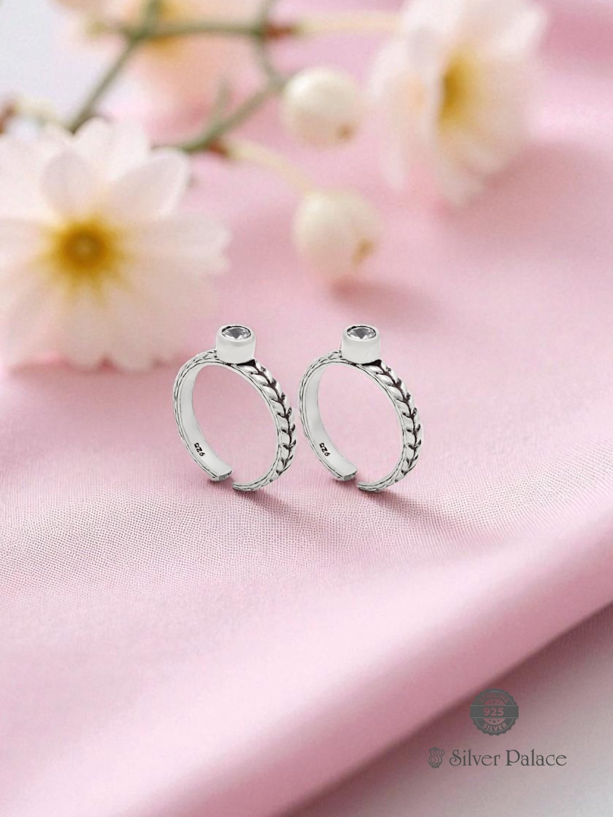 925 STERLING SILVER WHITE STONE TOE RING FOR WOMEN NEETH COLLECTION 