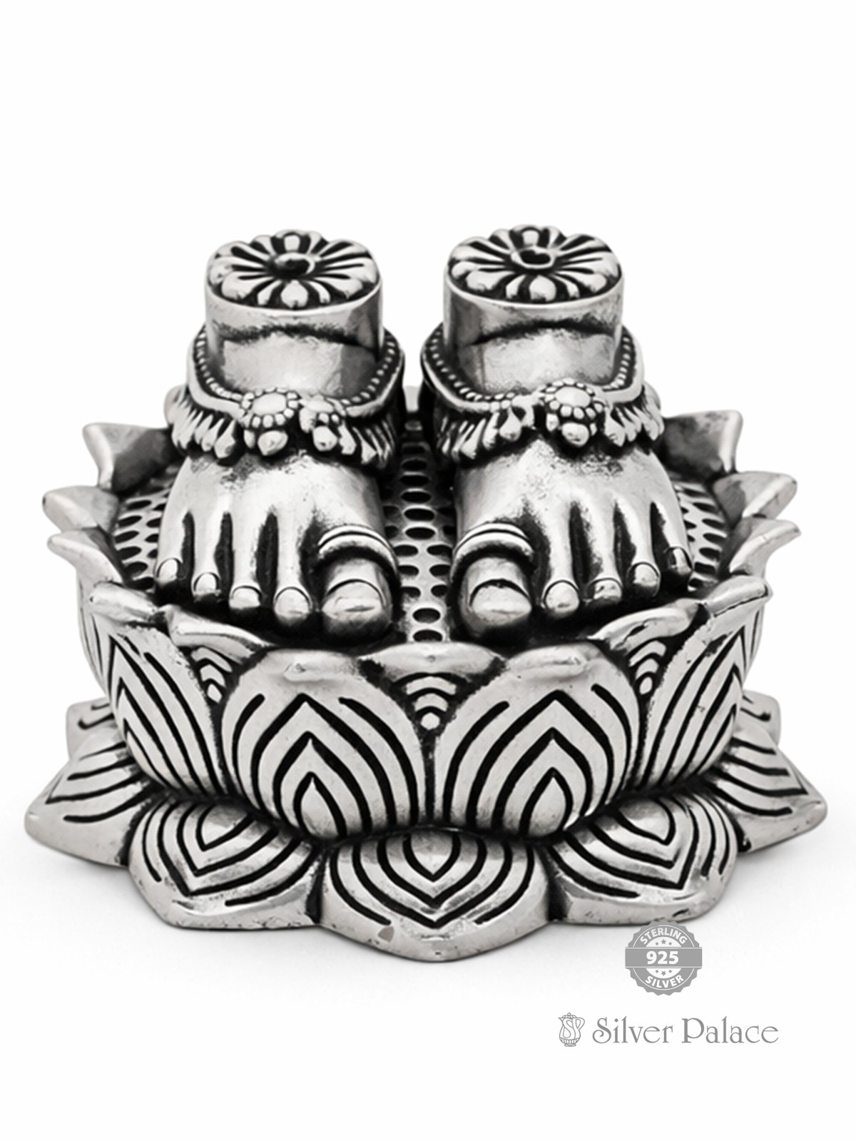 925 OXIDISED SILVER LAKSHMI PATHAM WITH LOTUS FOR POOJA