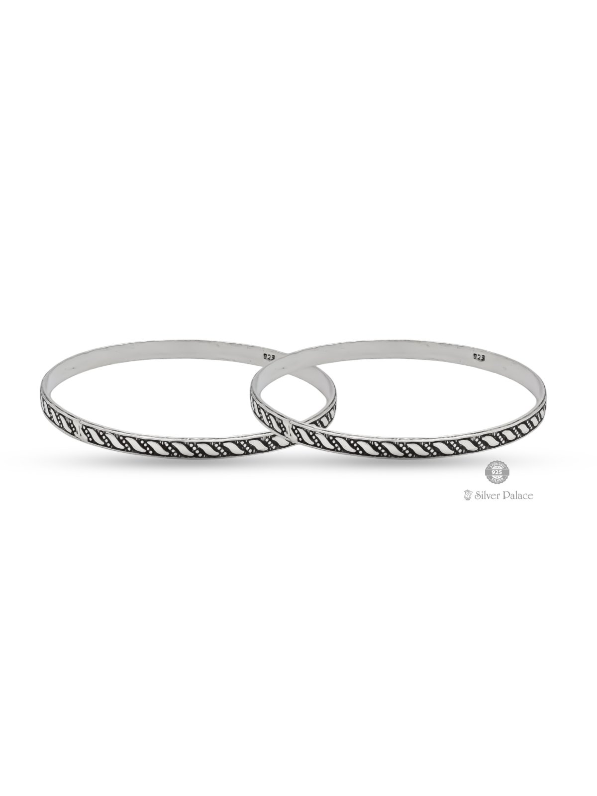925 OXIDISED SILVER VINTAGE STYLE BANGLE FOR LADIES BHAVA COLLECTION 